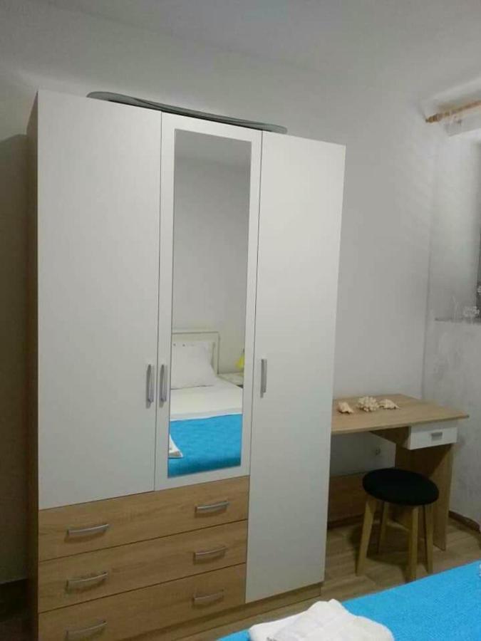 Apartmani Ruzmarin - Seget Donji, Trogir Exterior foto