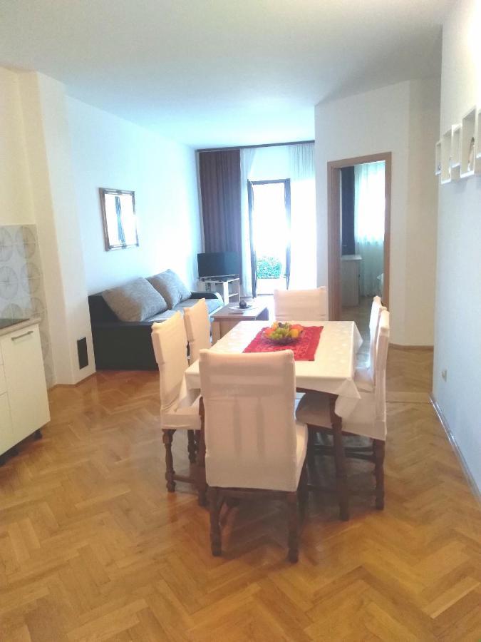 Apartmani Ruzmarin - Seget Donji, Trogir Exterior foto