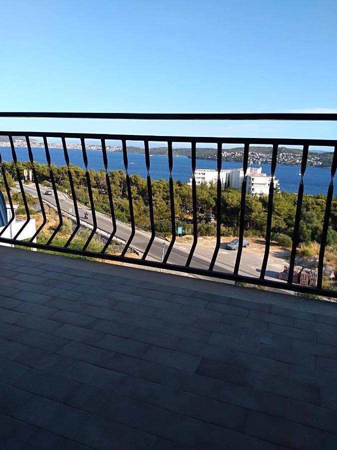 Apartmani Ruzmarin - Seget Donji, Trogir Exterior foto